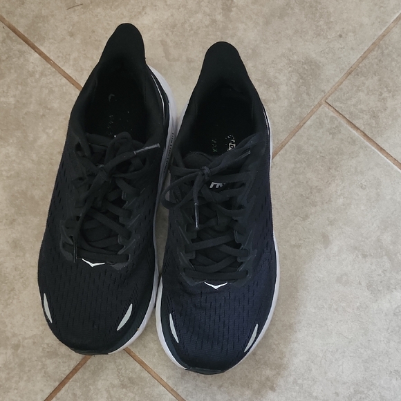 Hoka Shoes - Hoka One One Womens Black Running Shoes 6.5